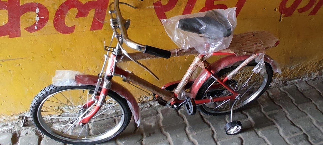 Supreme Cycle store and bicycle stock — owner photo 9